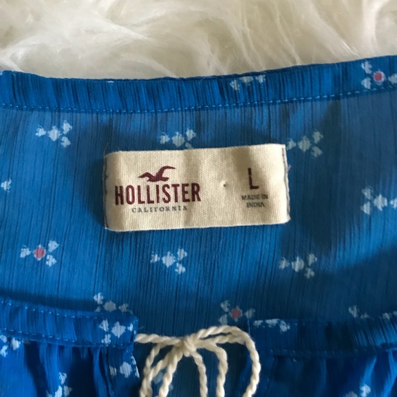 NWOT Hollister Top - Picture 2 of 5